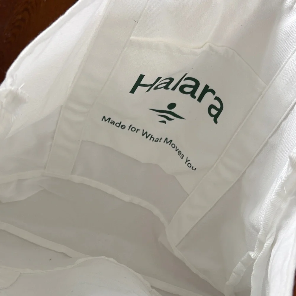 NWOT HALARA‎ White Canvas Reversible Tote Bag